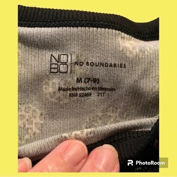 No Boundaries black with brown skulls Junior T-Shirt with short sleeves โฆ - Picture 3 of 3